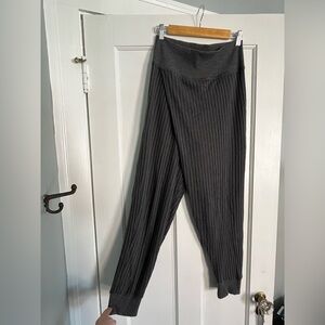 Nike Yoga Luxe Women's Ribbed Pants, size M, grey, crossover style
